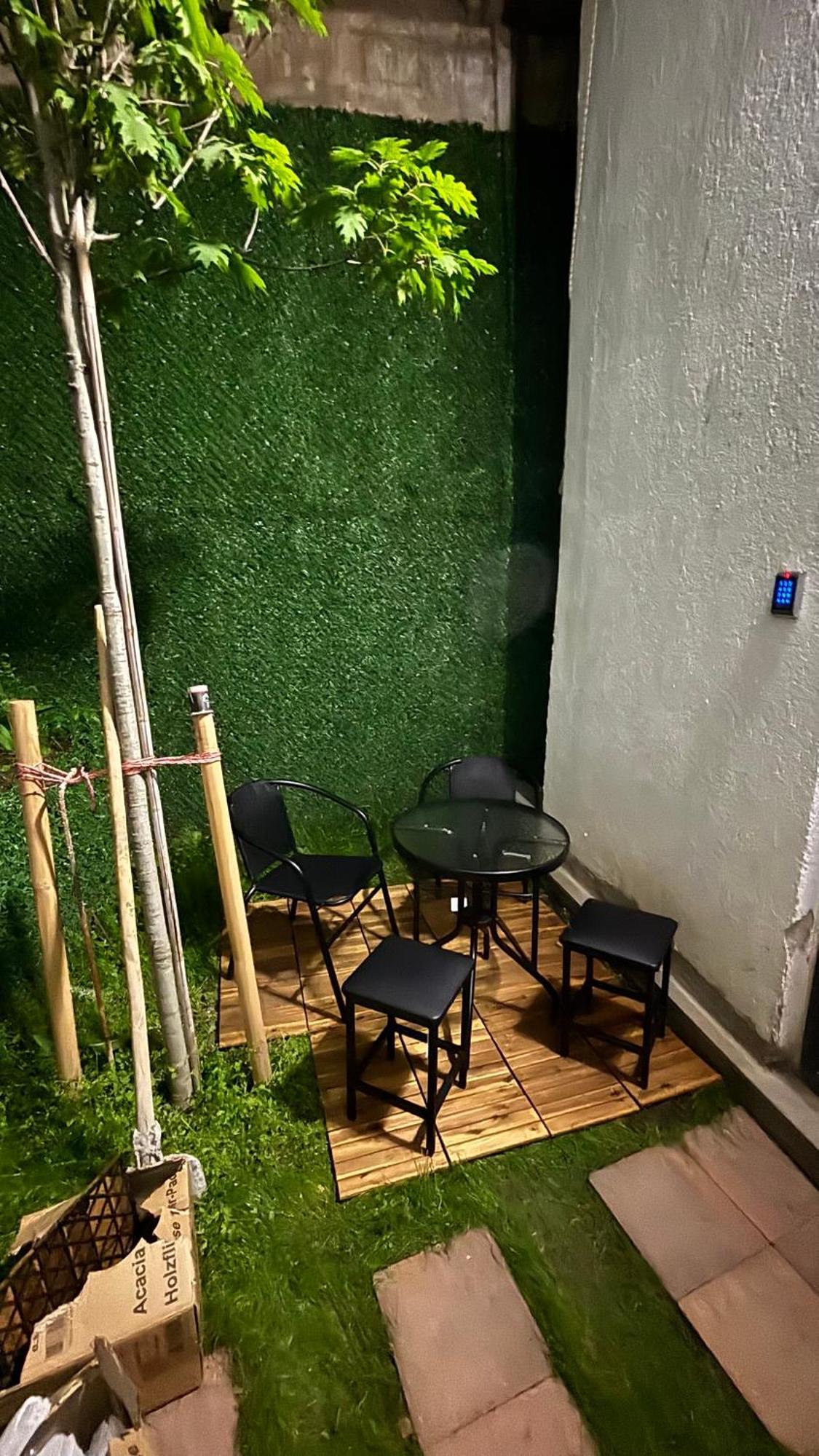 Made With Love Apartment Tbilisi Luaran gambar